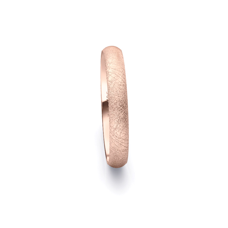 Aufnahme von schlichten eismatten Trauringen aus Rosegold mit Diamant mit 3,5 mm Breite 