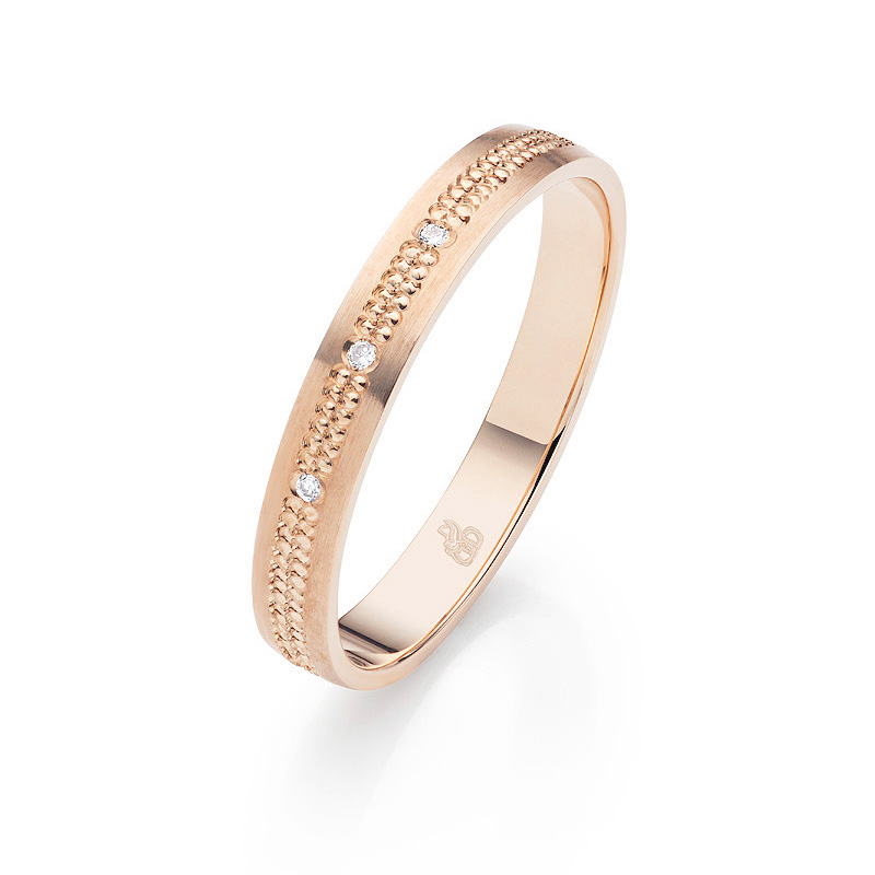 Roségold Eheringe mit Migriff-Design am Rand und drei Diamanten